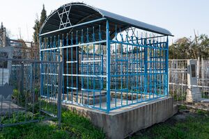 Grave-of-pechersky-feyga-srulevna-jewish-cemetery-balti-republic-of-moldova-2018-04-12-1.jpg