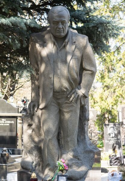 Файл:Grave-of-rotari-valery-grigoryevich-st-lazar-cemetery-chisinau-republic-of-moldova-2026-04-04-9.jpg