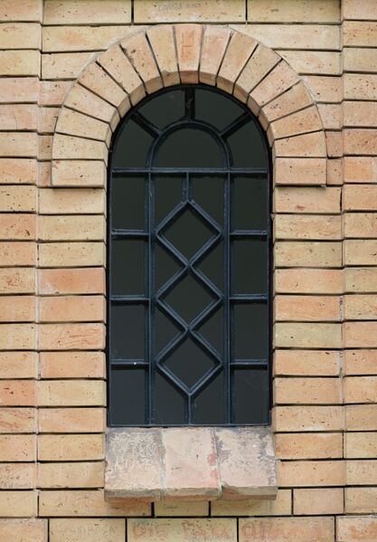 Файл:Purchel-family-crypt-armenian-cemetery-chisinau-republic-of-moldova-2022-07-13-53.jpg