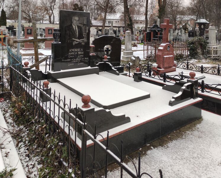 Файл:Grave-of-andries-andrei-mihai-armenian-cemetery-chisinau-republic-of-moldova-2023-01-08-1.jpg