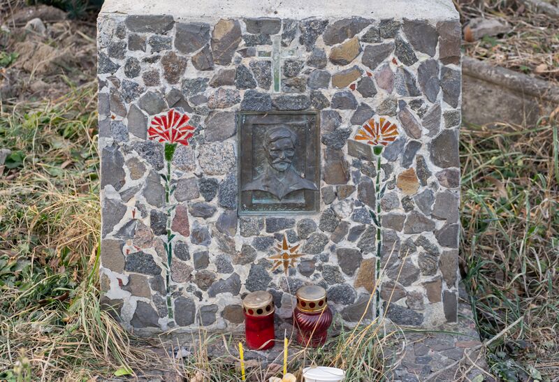 Файл:Grave-of-hamuraru-alexey-s-armenian-cemetery-chisinau-republic-of-moldova-2021-12-23-21.jpg