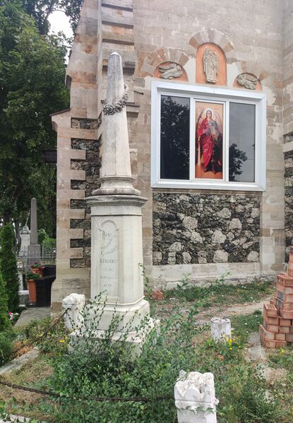 Файл:Grave-of-ermolin-stepan-ivanovich-armenian-cemetery-chisinau-moldova-2022-08-10-13.jpg