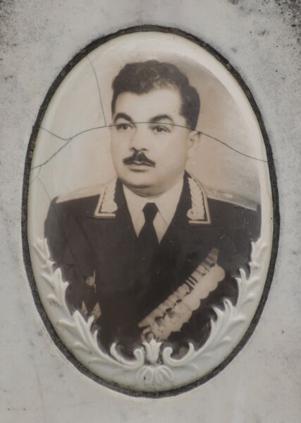 Файл:Grave-of-kamoev-gavriil-stepanovich-armenian-cemetery-chisinau-moldova-2023-01-08-4.jpg