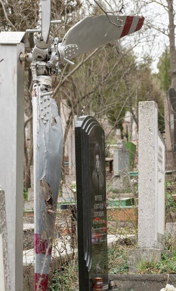 Файл:Grave-of-frunze-alexandr-georgievich-st-lazar-cemetery-chisinau-republic-of-moldova-2025-03-15-9.jpg