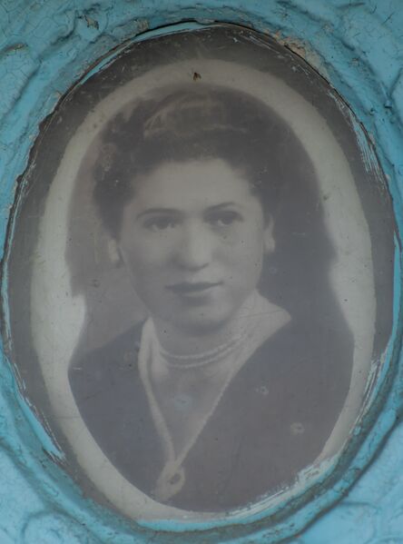 Файл:Grave-of-lantsman-manya-iosifovna-jewish-cemetery-balti-republic-of-moldova-2021-11-21-8.jpg