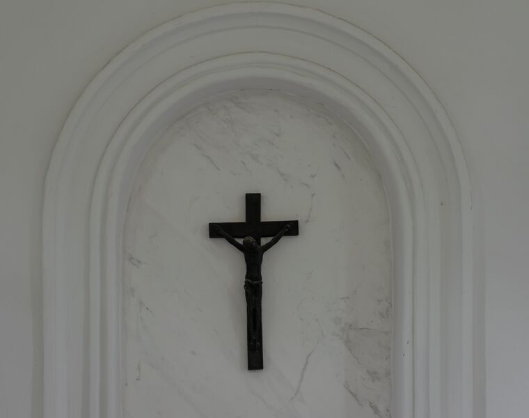 Файл:Purchel-family-crypt-armenian-cemetery-chisinau-republic-of-moldova-2022-07-13-10.jpg